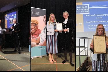 Wendy Nee receiving award